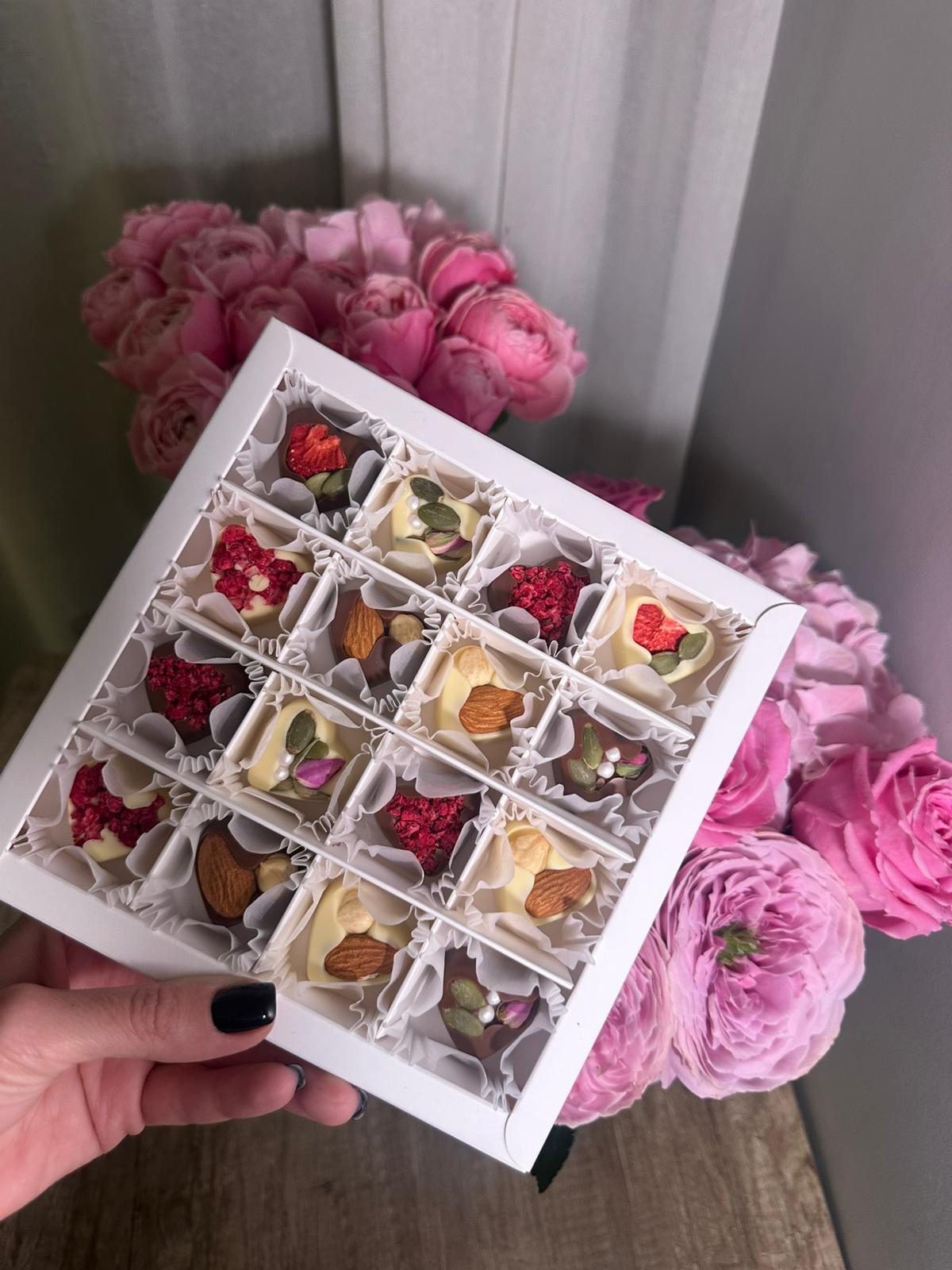 16-Piece Heart-Shaped Chocolate Pack - Nutty Chocolate with Fruit and Nuts
