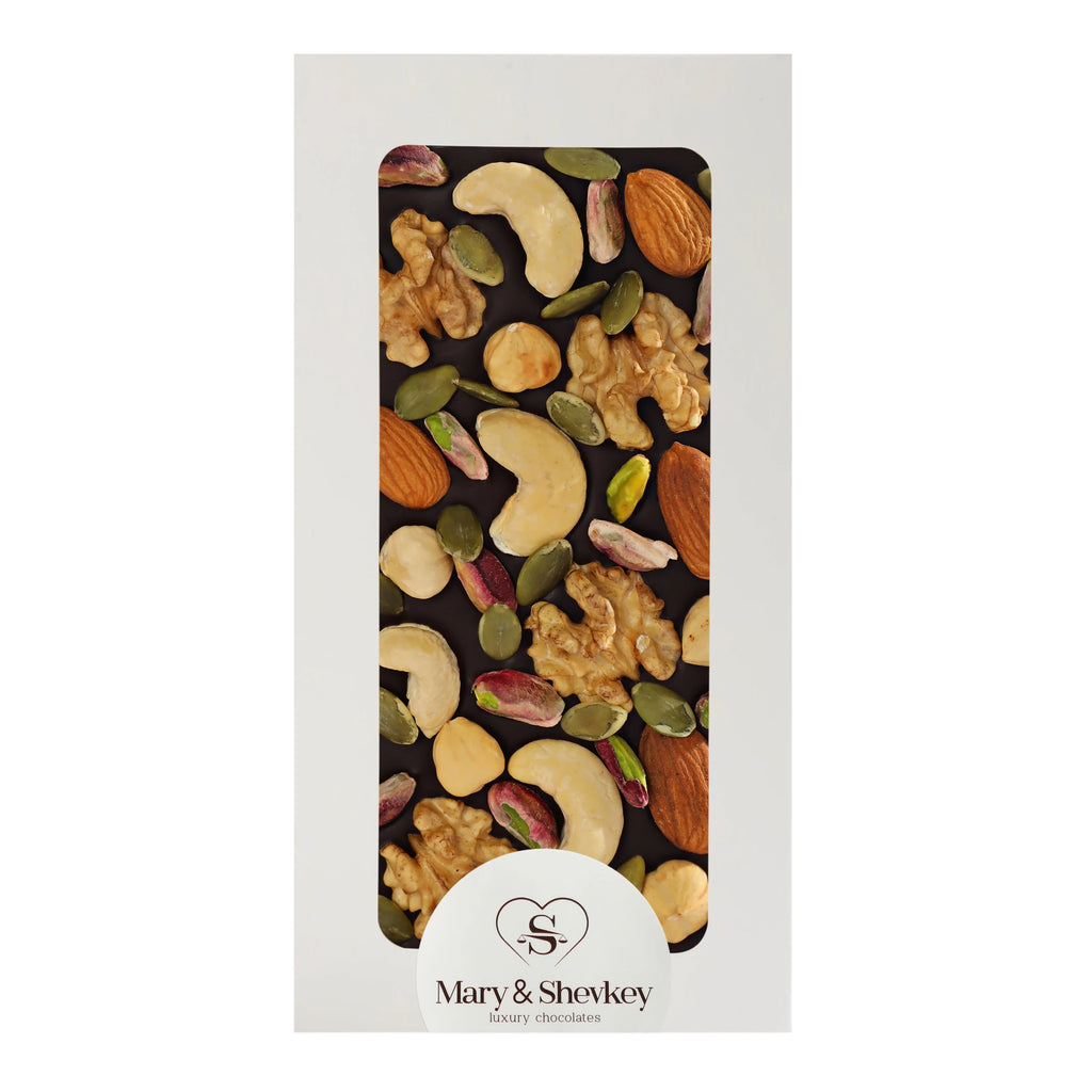 Couverture Chocolate Bar Containing Almonds, Cashews, Walnuts, Hazelnuts, Pistachios, and Pumpkin Seeds (130g)